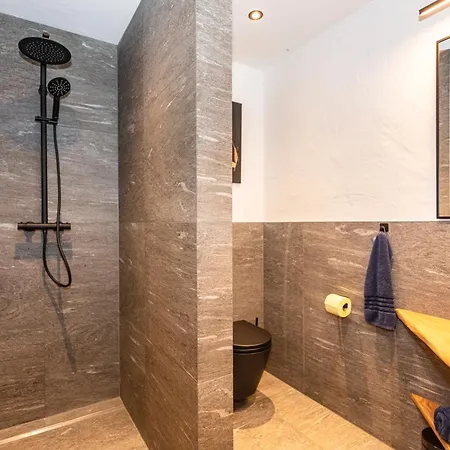 Adamhof Hochsitz * Leogang