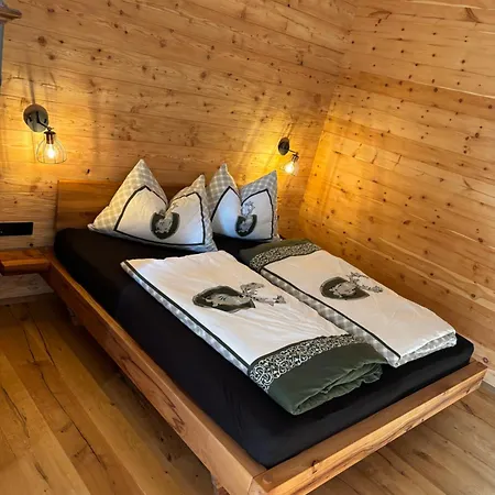 Adamhof Hochsitz Apartment